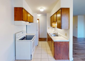 Oakland-Manor-Unit-329-2-Bed-1-Bath-Kitchen